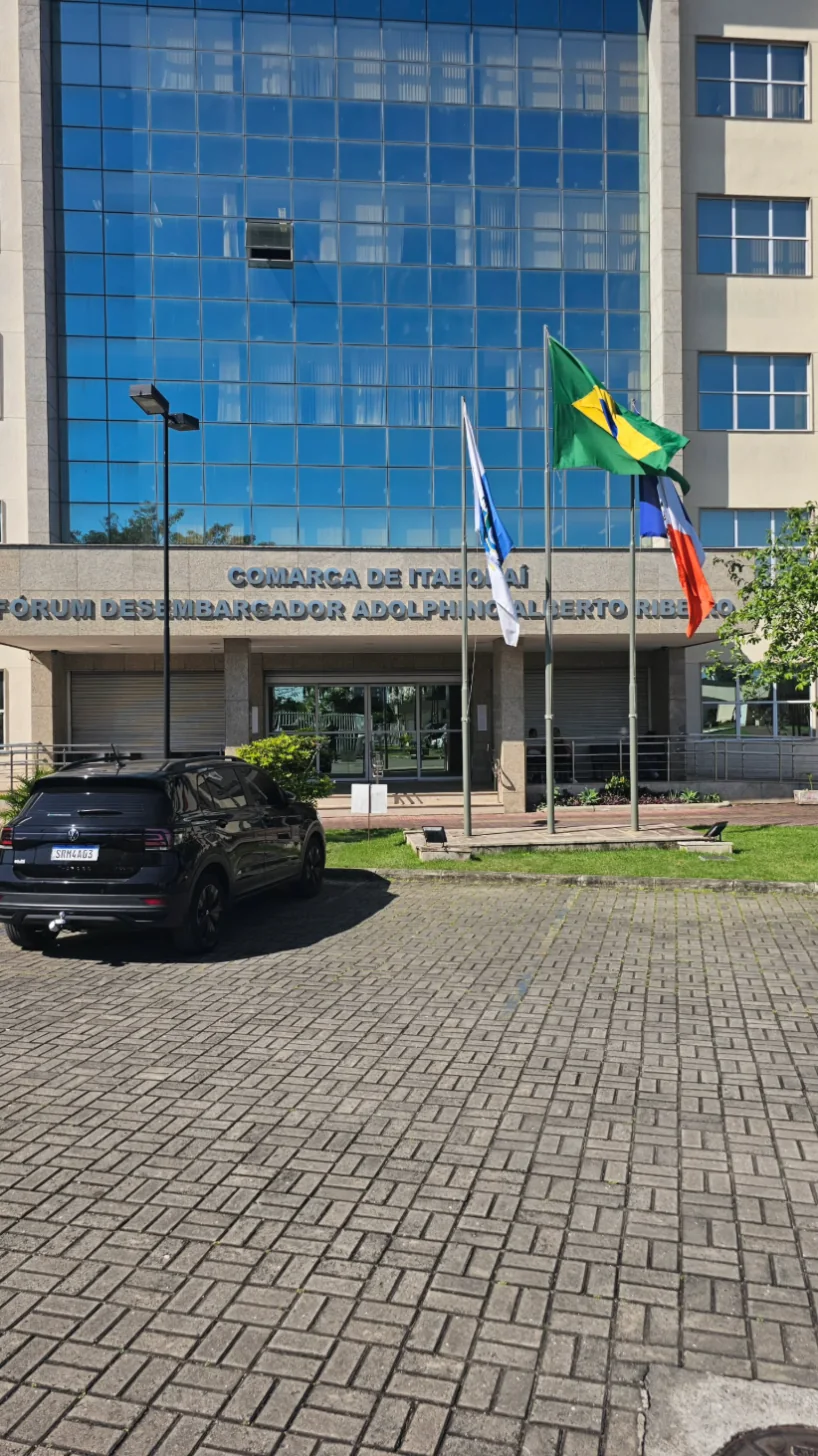 Fachada do Fórum da Comarca de Itaboraí