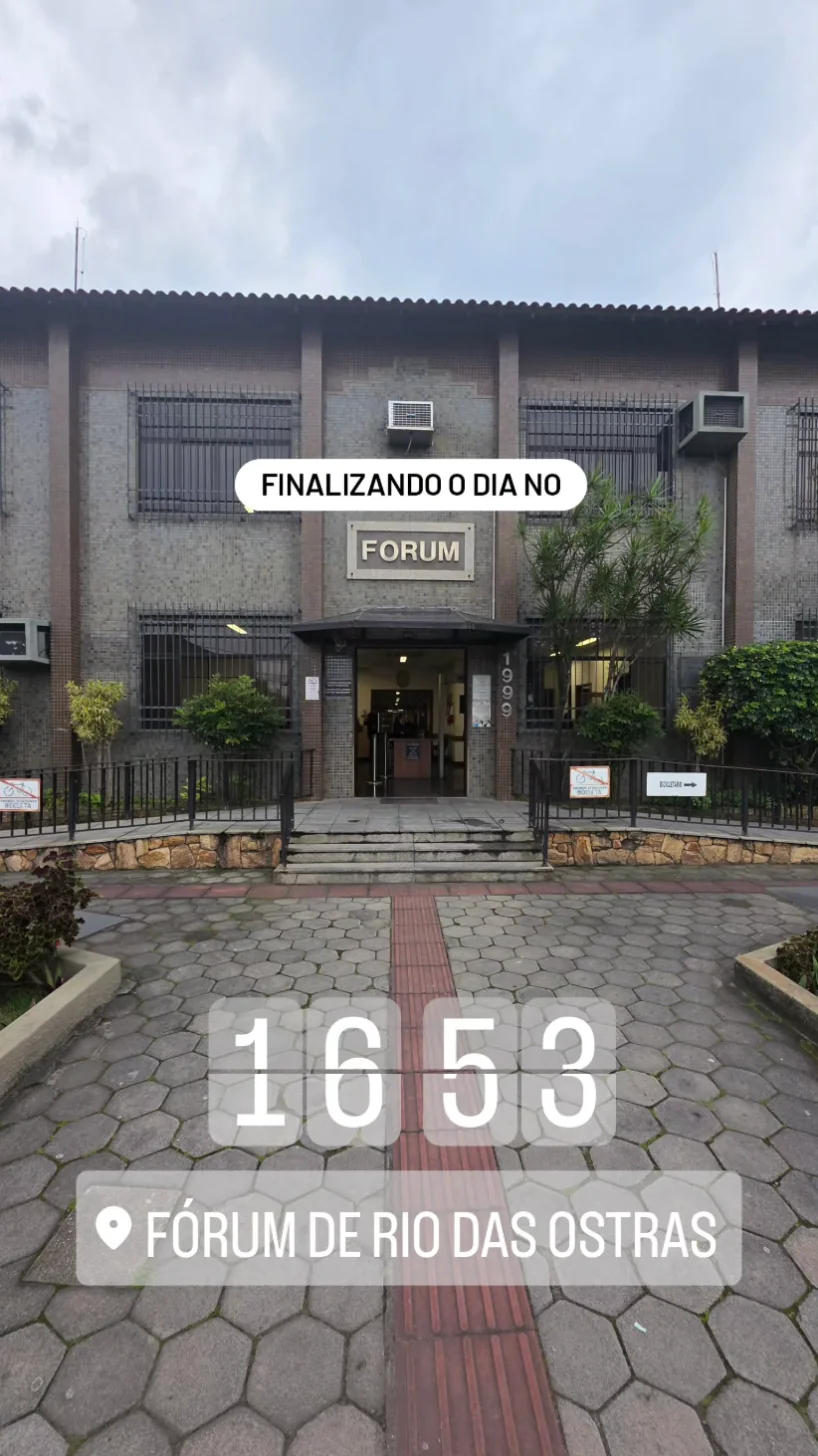 Fachada do Fórum de Rio das Ostras